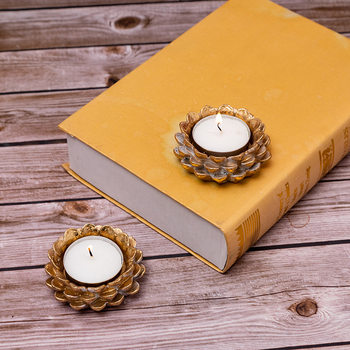 Creative Vintage Resin Pinecone Candle Cup Ornaments Christmas Party Birthday Decoration Pine Candle Holder Home Furnishings