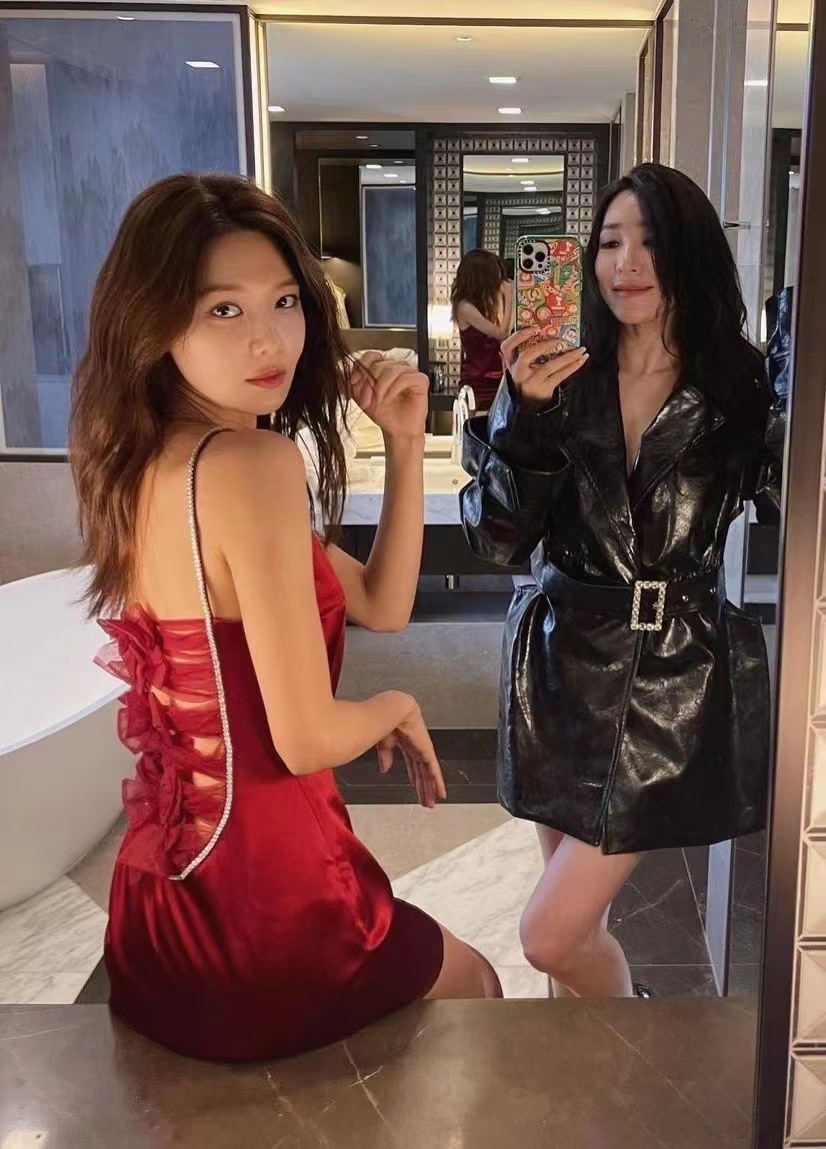 (Mới) Mã B0416 Giá 1380K: Áo Hai Dây Nữ Dotdan Thắt Nơ Bướm Gợi Cảm Sexy Hàng Mùa Hè Hai Dây Hở Vai Thời Trang Nữ Chất Liệu G04 Sản Phẩm Mới, (Miễn Phí Vận Chuyển Toàn Quốc).