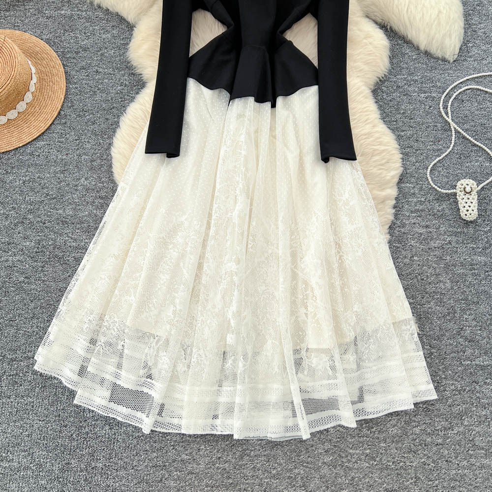 French Hepburn Style Beaded Round Neck Long Sleeve Lace Patchwork Dress Elegant Fit Flare Design Perfect for Autumn