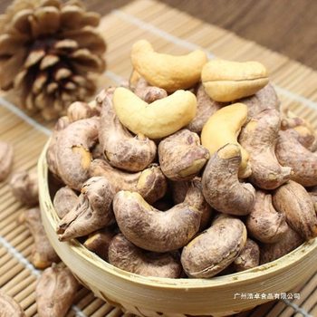 2025 New Cashew Nuts Vacuum Salted with Skin Original Flavor Cooked Cashew Kernels A180 Nuts Roasted Seeds and Dried Fruit Snacks