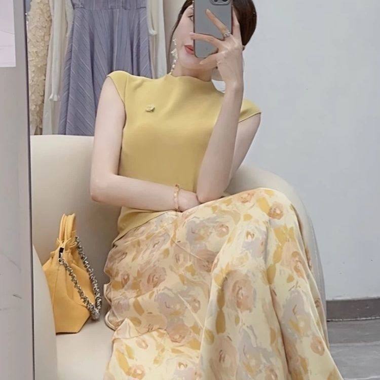 Summer Suit for Women 2025 New Style for Important Occasions, Beautiful Yellow Sleeveless Waist Top, Slim Skirt Two-Piece Set