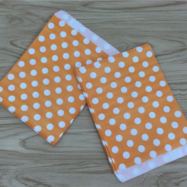 Spot a variety of candy-colored paper bags foreign trade disposable Christmas candy bags wedding party decoration packaging paper bags