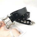 Dark crown rivets