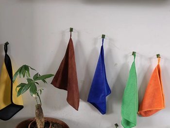 Factory microfiber thick polyester brocade absorbent 25*25 square towel household towel car towel kitchen towel