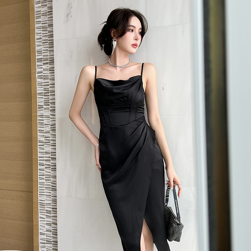 (Mới) Mã G3727 Giá 1090K: Áo Hai Dây Nữ Chtdng Dáng Ôm Body Gợi Cảm Sexy Hàng Mùa Hè Hai Dây Hở Vai Thời Trang Nữ Chất Liệu G03 Sản Phẩm Mới, (Miễn Phí Vận Chuyển Toàn Quốc).