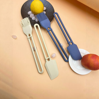 Wholesale Silicone Oil Scraper Frying Pancake Brush High Temperature Resistant Barbecue Baking Scraper Food Grade Household Kitchen Tools