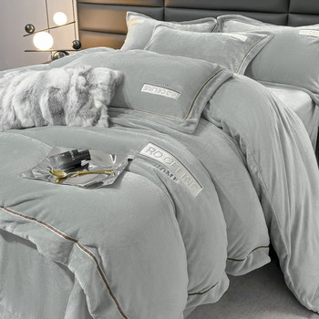 Class a Fully Matte Classy Accessible Luxury Embroidered Milk Velvet Four-Piece Set with High Weight and Thickeneded Quilt Cover to Heattech in Winter