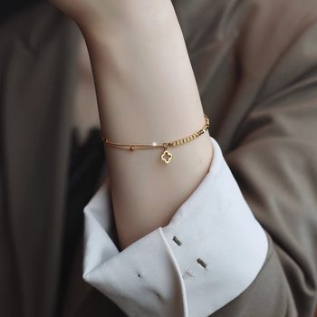 2024 New Gold Broken Silver Four-Leaf Clover Bracelet for Women, Accessible Luxury Niche, Exquisite Bestie Bracelet That Does Not Fade