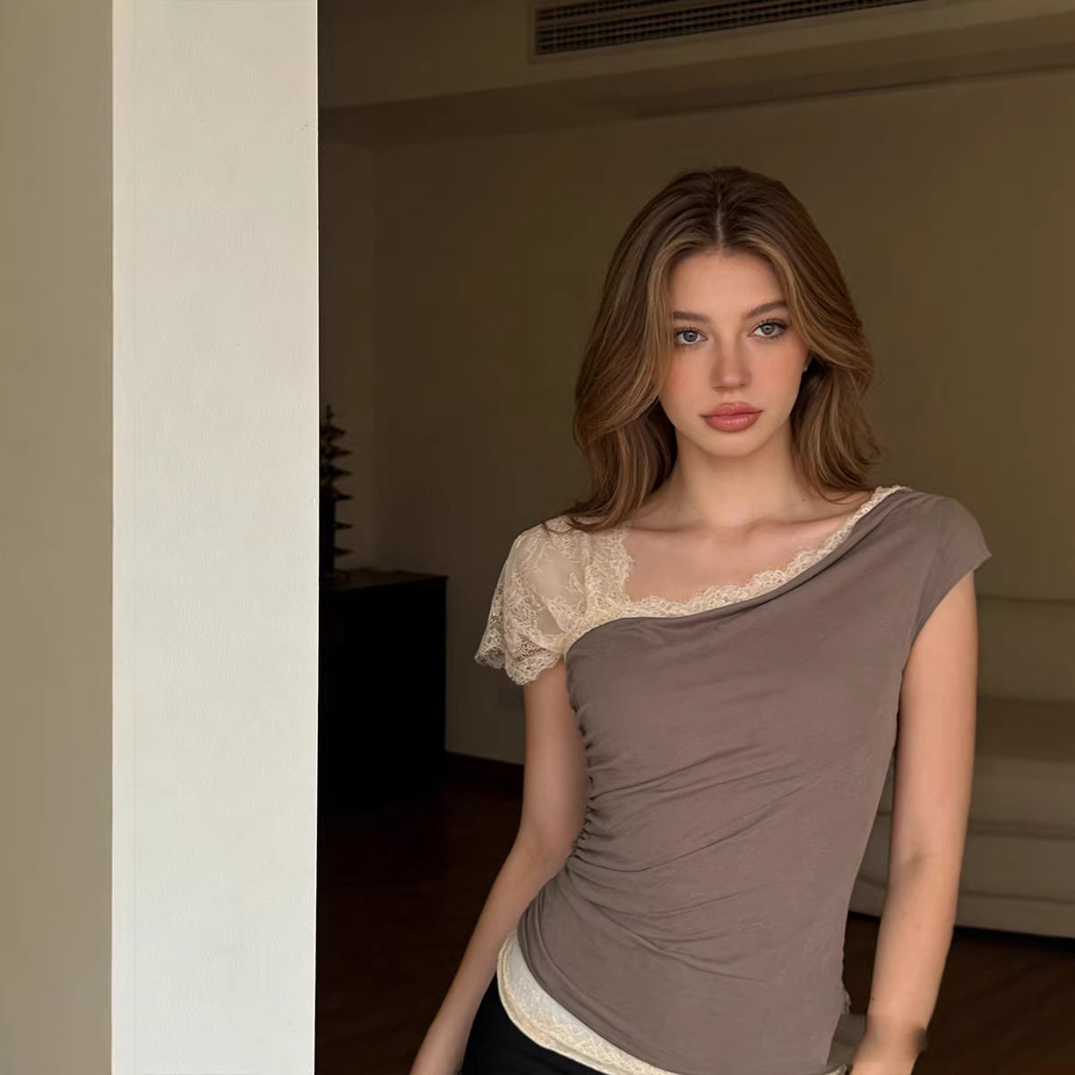 Summer Womens Lace Panel Off Shoulder Short Sleeve T Shirt Comfortable Fit Solid Color Casual Style Wholesale