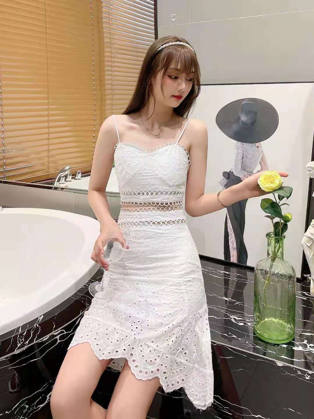 Lace Hollow Out Cami Dress Set High Quality Lined Skirt Summer Fashion for Women Wholesale Available