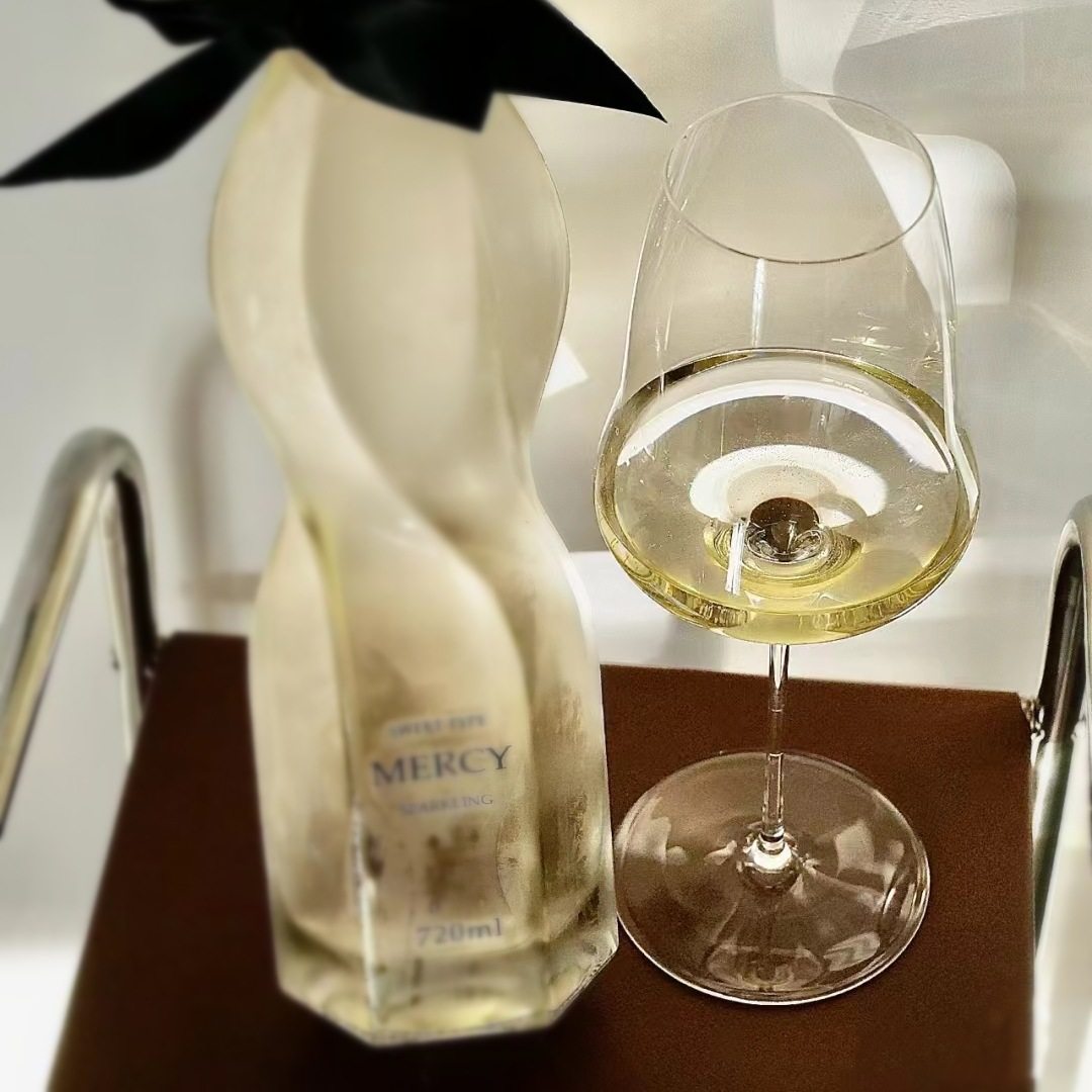 Cloud Red Wine Glass Full of Color Value High-grade Wine Glass Home Goblet Crystal Cup Light Luxury