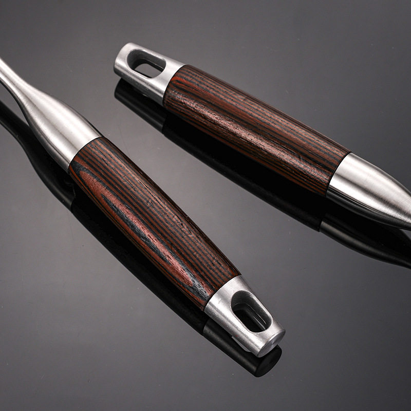 Stainless Steel Skimmer with Hook for Home Use, Hot Pot Skimmer, Anti-Scalding Large Mesh Skimmer, Kitchen Tool, Wire Skimmer, Frying Mesh Skimmer with Wooden Handle