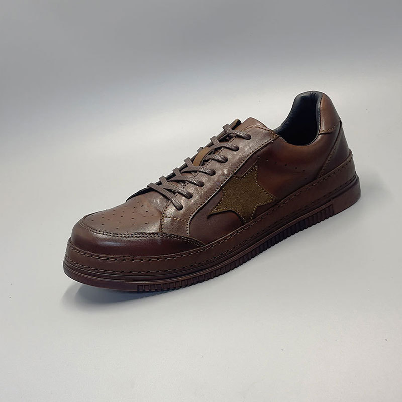 Giày sneaker da bò nam màu trơn cổ điển đơn giản — Màu đen, Màu cà phê