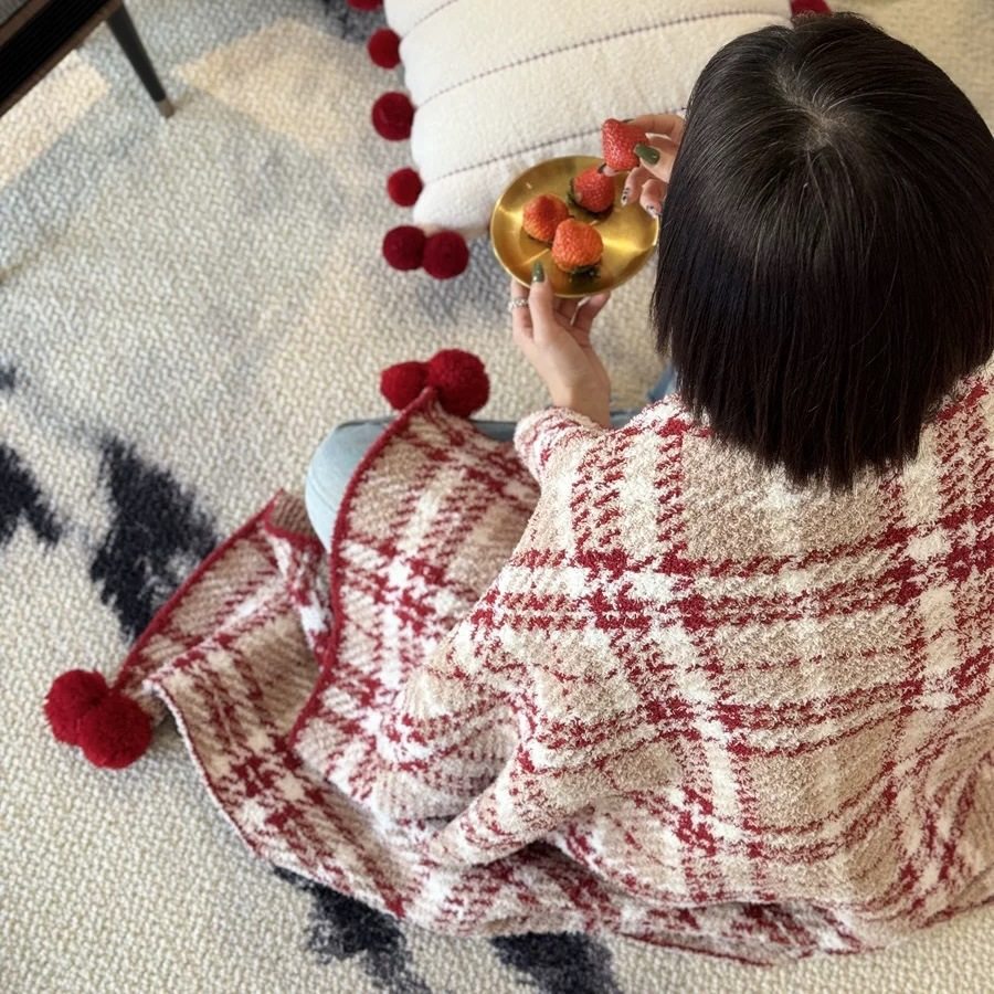 Class a Maternal and Infant New Year Red Checkered Half-Fluffy Blanket Atmosphere Ball Blanket Red Autumn and Winter Christmas Thickened Sofa Blanket