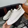 White (cloth)
