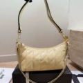 Caitlin armpit bag yellow