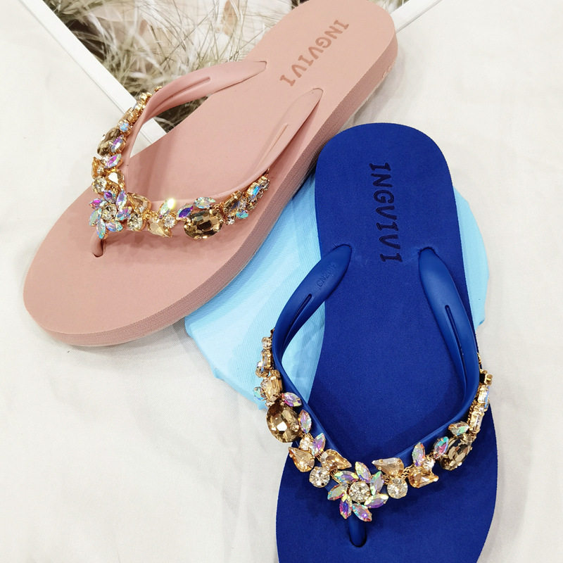 New Rhinestone Flip-Flops Women's Summer Flat Sandals and Slippers Rhinestone Chain Beach Slippers Wedge Heel Outer Wear Clip Slippers