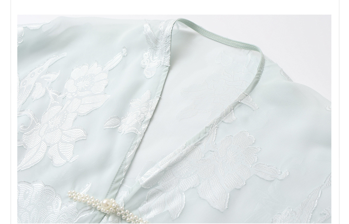 Bộ đầm yếm dài kèm áo cardigan dài tay thêu họa tiết tua rua nữ — Áo cardigan tua rua (giao hàng trong 7 ngày), Áo cardigan tua rua (giao hàng trong ngày), Váy yếm (giao hàng trong 7 ngày), Váy yếm (giao ngay trong ngày)