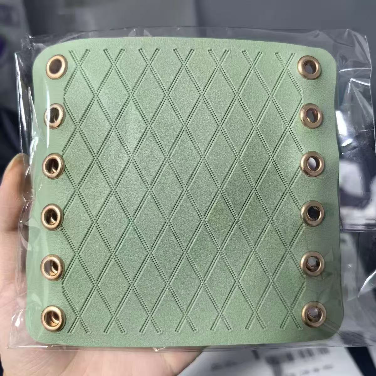 ハイエンドで快適なレトロスタイル【グリーン】