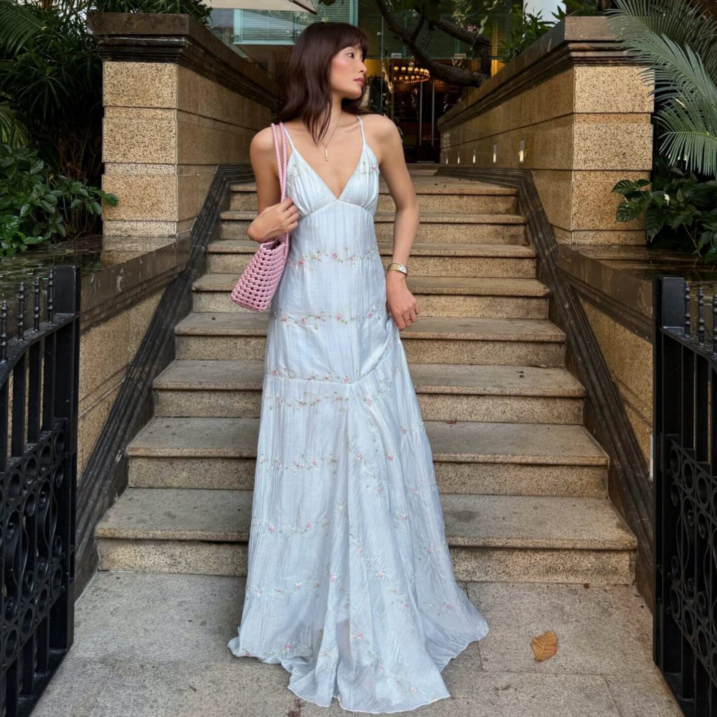 Elegant Floral Maxi Dress V Neck Sleeveless Summer Style Perfect for Vacation or Casual Outings Wholesale Available