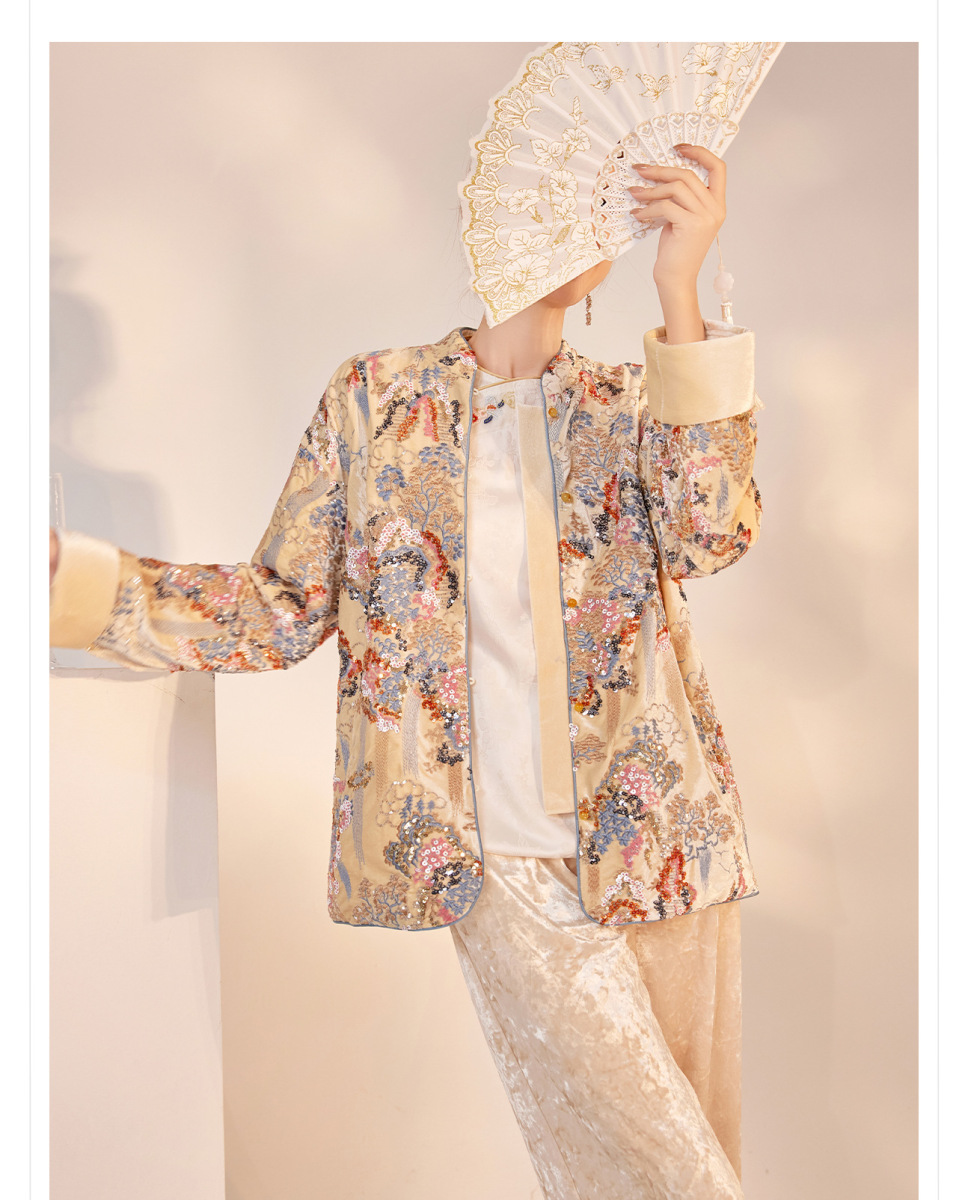 Áo khoác nữ dáng suông thêu hoa đính sequin cổ đứng dài tay — Đặt hàng màu trà sữa (giao hàng trong ngày), Đơn hàng trà sữa (giao hàng trong 7 ngày), Màu trà sữa bằng cotton (giao hàng trong ngày), Trà sữa màu plus cotton (giao hàng trong 7 ngày)