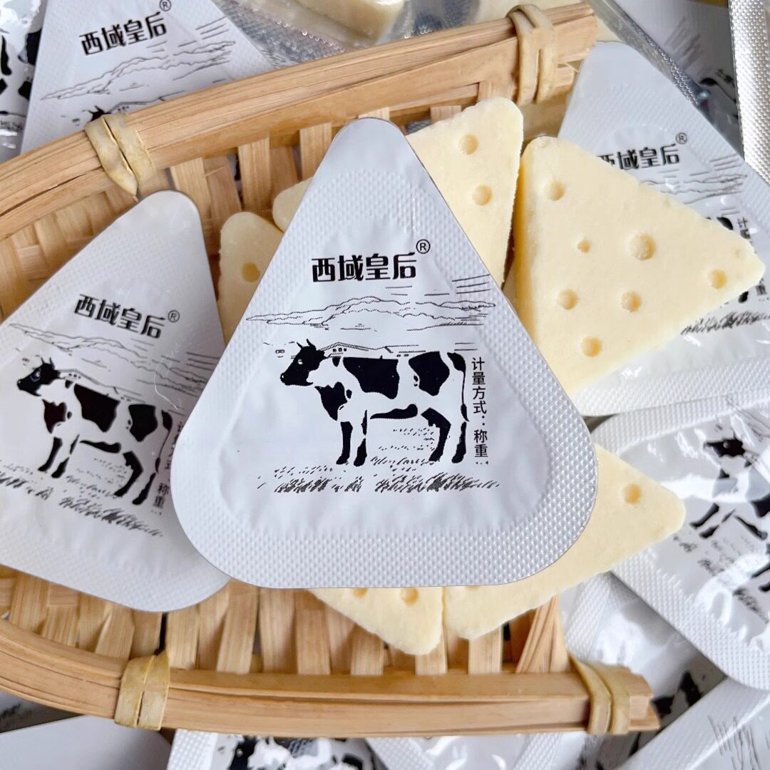 Queen of the Western Regions Triangular Cheese Cheese Block Xinjiang Cheese Block 500g Xinjiang Cheese Milk Block