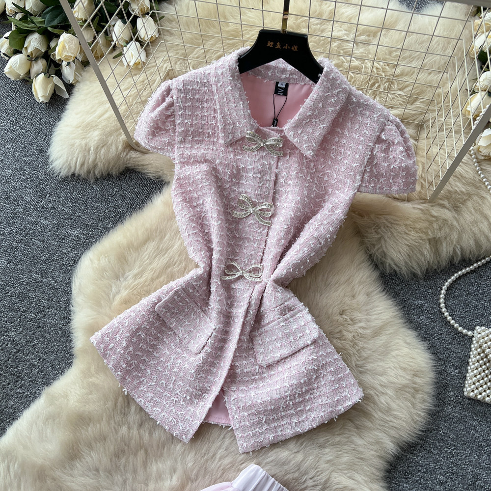 French Style Sweetheart Neckline Pleated Skirt Set Elegant Summer Outfit for Women Chic and Sophisticated Design