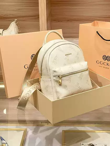 Women's Backpack 2026 New Trendy Versatile Fashion High-Quality Small Backpack for Women Travel Large Capacity School Bag