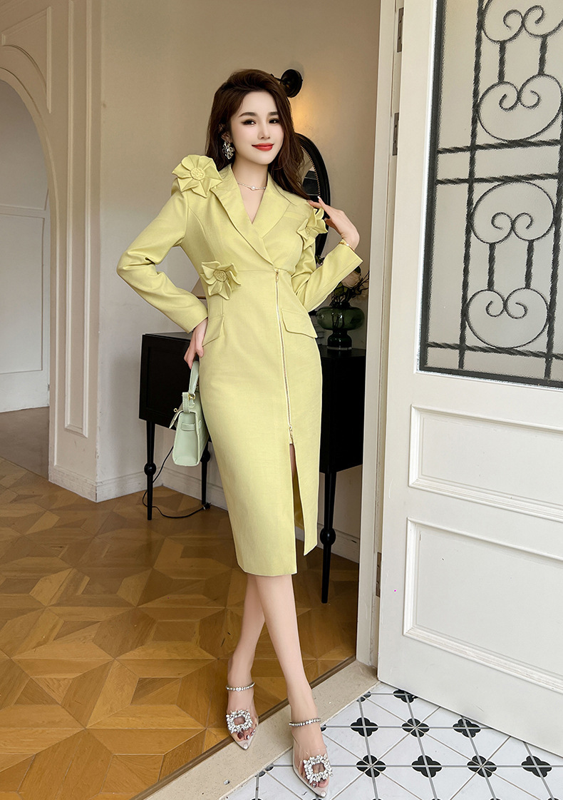 Đầm dạ hội nữ dài tay thiết kế hoa nổi 3D khóa kéo xẻ tà — Màu vàng sáng