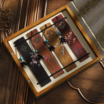 Chinese Style Wooden National Tide Cultural and Creative Gift Accompanying Gift Creative Exquisite Classical and Antique Redwood Bookmark Gift Box suit