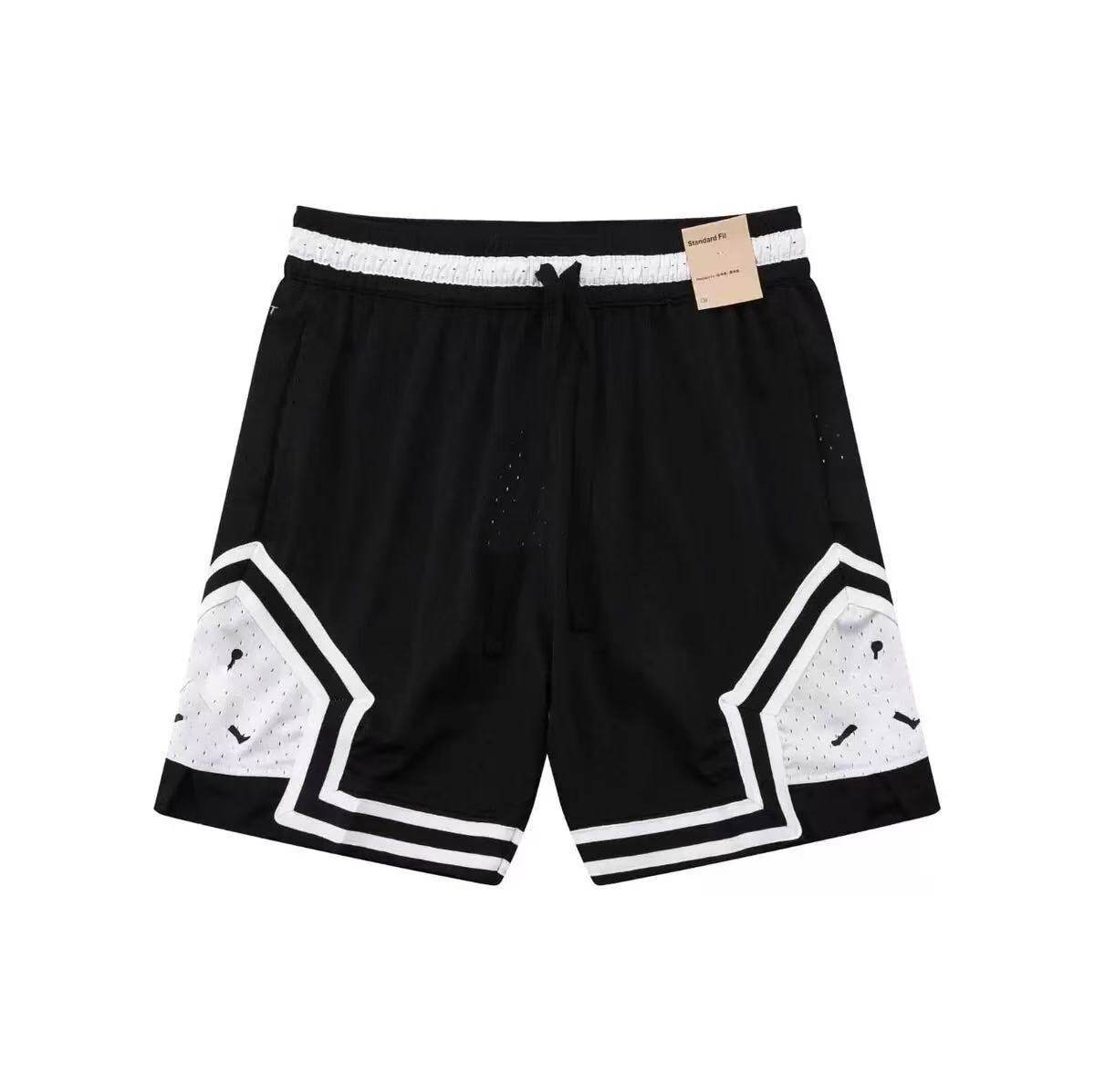 American-Style Knee-Length Shorts for Men, Large Mesh Breathable Quick-Dry Quarter-Length Fitness Shorts Basketball Training Shorts High Quality
