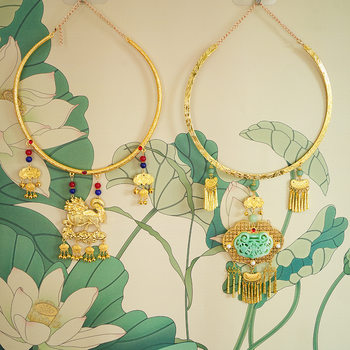 Ancient-Style Long Necklace with Peace Lock Pendant, Ming Dynasty Hanfu Accessory, New Year Robe, Wealth Matchinging Imitation Jade