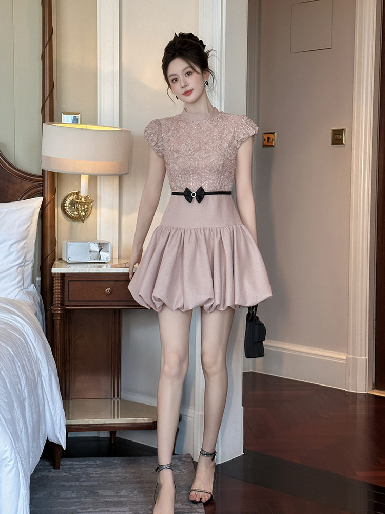 Đầm dự tiệc mùa hè ôm body tay bồng cổ tròn — [Hồng anh đào]