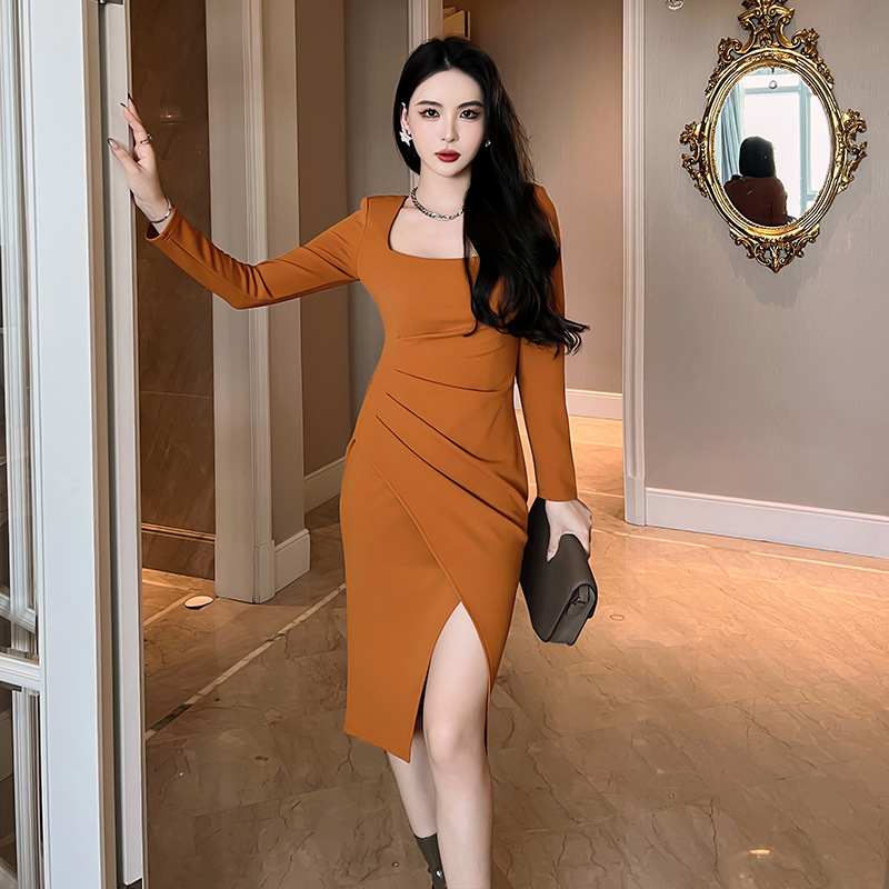 (Mới) Mã E7954 Giá 990K: Váy Đầm Liền Thân Dáng Dài Nữ Chdc Dài Tay Hàng Mùa Xuân Thu Đông Thời Trang Nữ Chất Liệu G03 Sản Phẩm Mới, (Miễn Phí Vận Chuyển Toàn Quốc).
