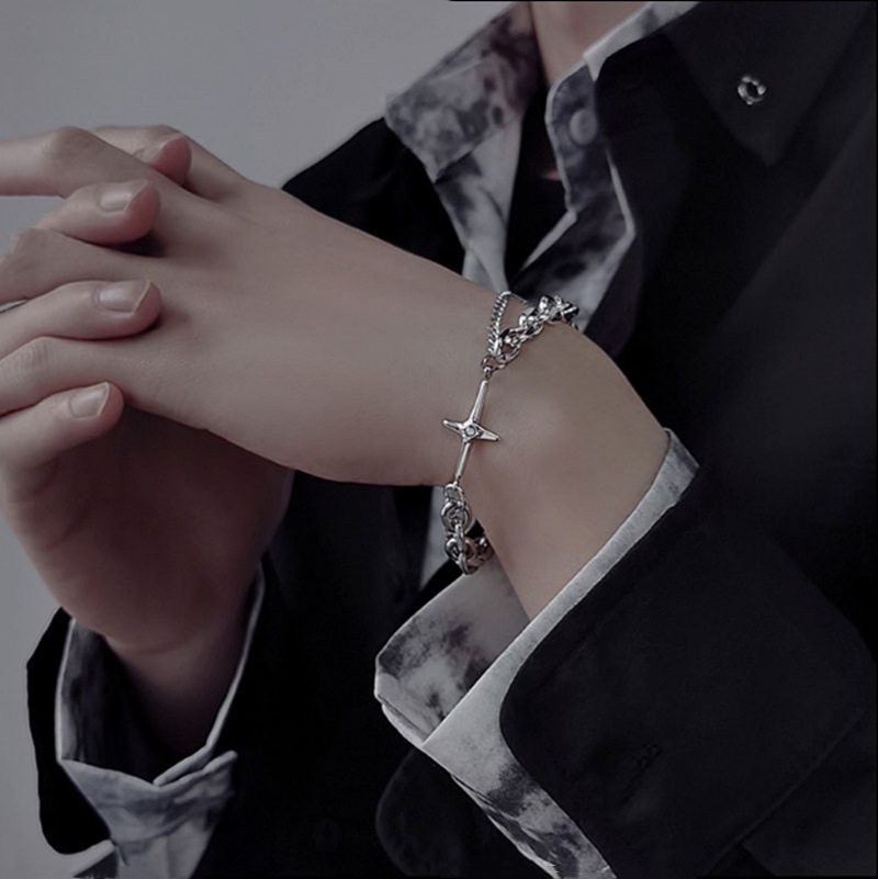 Men's necklace trendy ins hip hop European and American niche design high street chain accessories sweater chain female fashion brand