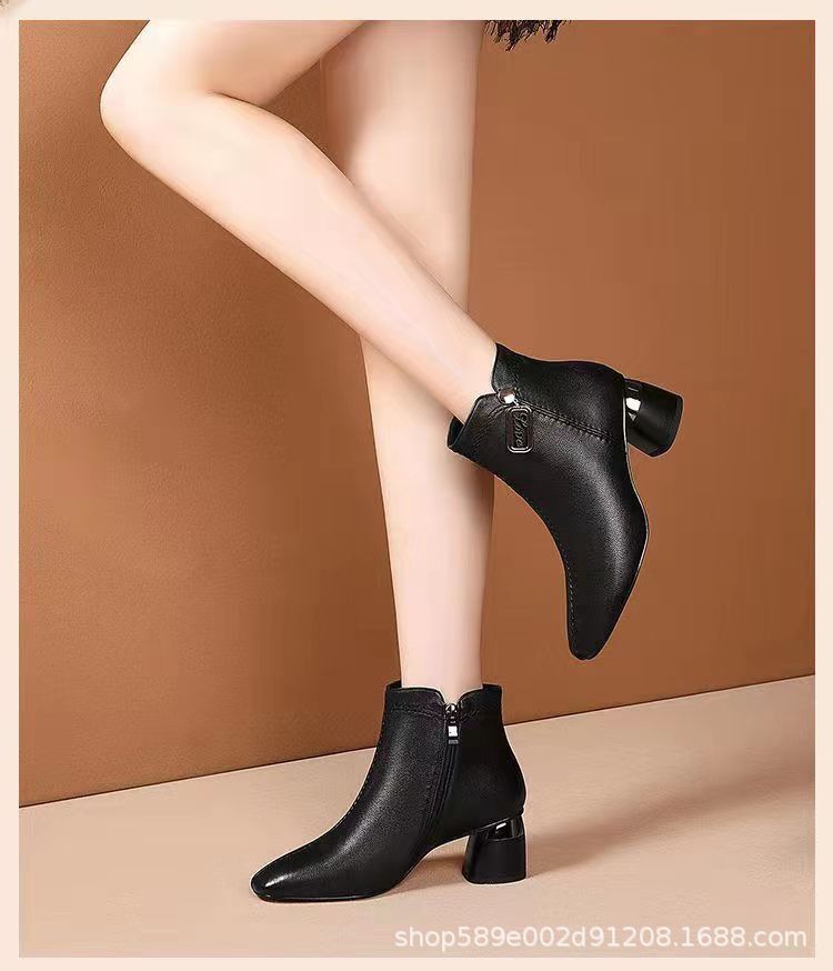 Boot Martin nữ cổ ngắn mũi vuông gót vừa khóa kéo bên — Đường viền đơn màu đen, Lớp lót nhung đen, Lớp lót nhung màu kaki, Màu kaki, một lớp lót.