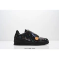 Black tricolor