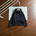 Black sweatshirt
