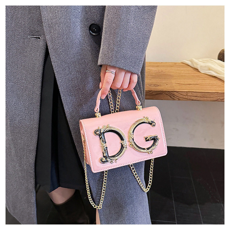 Cross-Border Patent Leather Hand-Held Fashion Women's Bag Chain Crossbody Bag Hand-Held Dinner Bag Fashion Catwalk Bag 17 O1CN01Sdbq482G0X5G0MT9v !!2220381628953 0 cib
