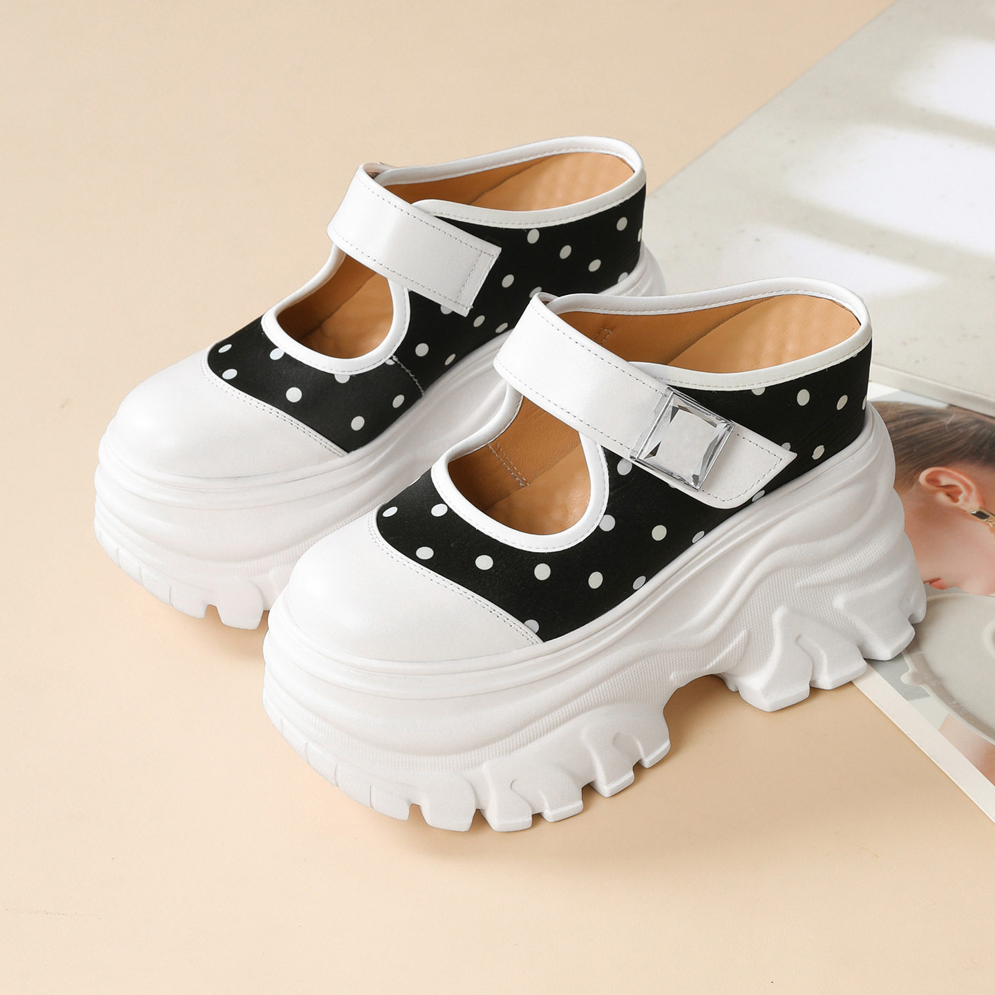 Sandal cao gót nữ hở mũi, đế xuồng 12 cm, quai bọc mũi, phối màu, phong cách dạo phố — [Đen], [Trắng], [Vàng nhạt]