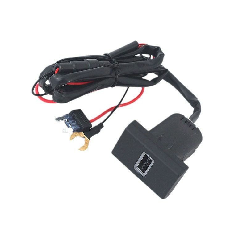 Suitable for non-destructive installation of Ford's new Quanshun 17-19 car USB charger QC3.0 fast charging reserved hole