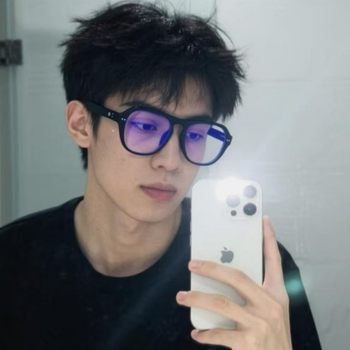 2025 New Gm Ultra-Light Tr Glasses Frame for Women, Versatile Flat Glasses, Early Eight Plain-Faced Round Face Anti-Blue Light Glasses