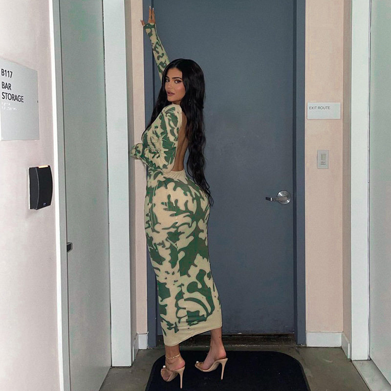 Floral Print Long Sleeve Dress Sexy Backless Design Spring and Autumn Fashion Ready to Ship low MOQ