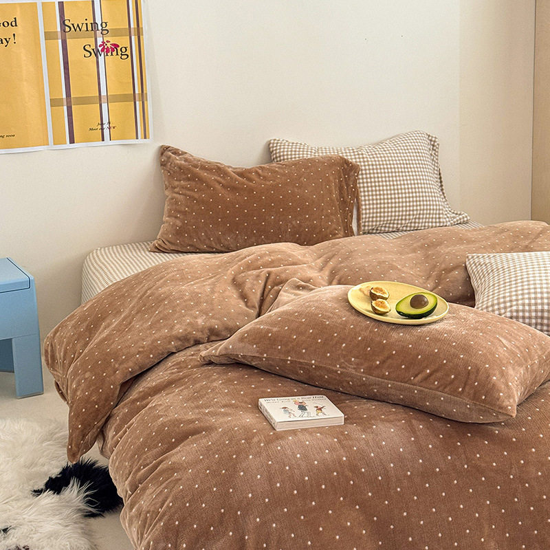 Retro Korean Ins Polka Dot Milk Velvet Four-Piece Set Autumn and Winter Mix and Match Double-Sided Coral Velvet Quilt Cover Thickeneded Three-Piece Set 1
