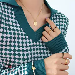 Europe and the United States new personality exquisite rose pattern oval pendant cross chain Amazon cross-border titanium steel necklace jewelry