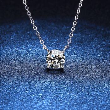 Live Broadcast Explosions s925 Sterling Silver Moissanite 1 karat Necklace Women's Light Luxury Four Claw Plating pt950 Mosan Diamond Clavicle Chain
