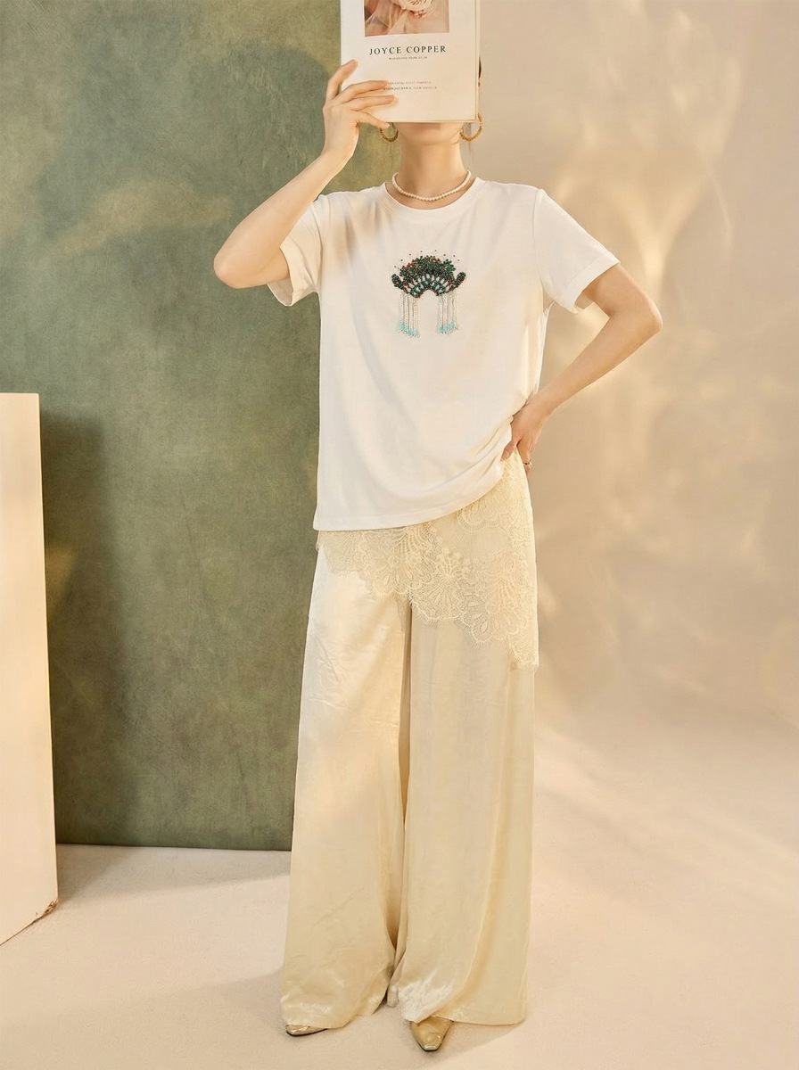 Áo thun nữ tay ngắn cổ tròn thêu tay họa tiết hình học phong cách retro — Mão phượng trắng/xanh lá