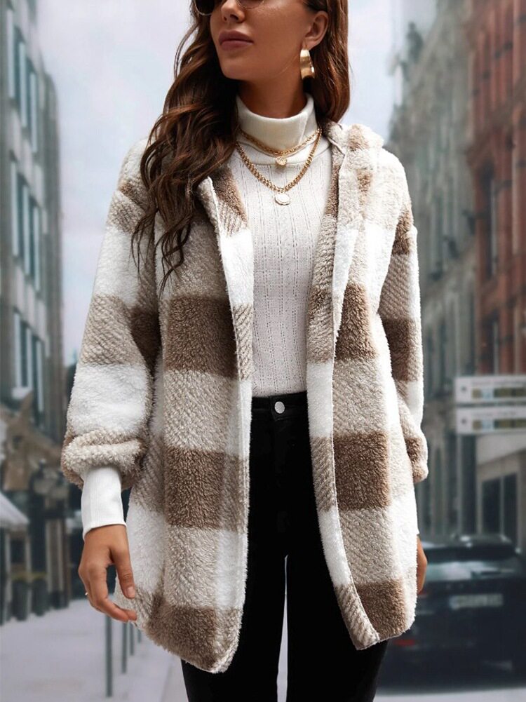 Loose Fit Plaid Cardigan Cozy Knit Fashionable Design Perfect for Fall Wholesale Available fast shipping
