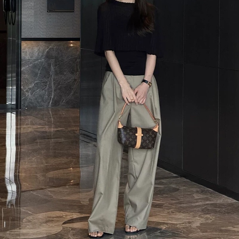 Quần dài nữ ống đứng lưng cao hai ly trước, dáng rộng che khuyết điểm, vải rũ nhẹ — Màu kaki