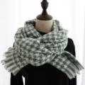 Houndstooth-green